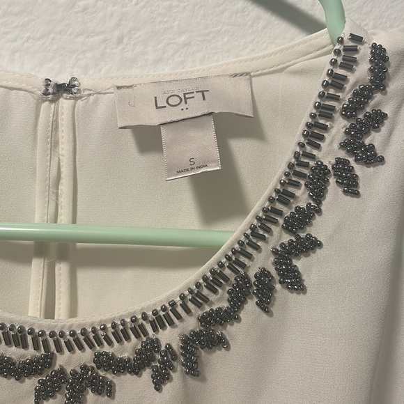 A LOFT Embellished Top! - Picture 2 of 13